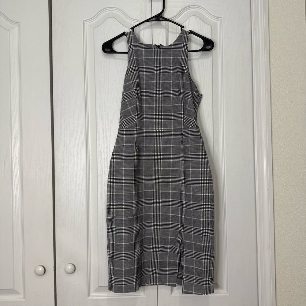 Banana Republic Elegant Gray Plaid Dress (B5) - Picture 2 of 7
